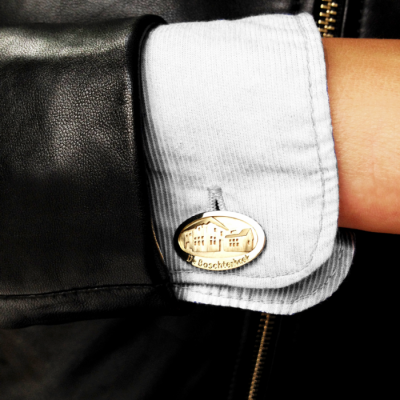 gouden manchetknopen met ontwerp eigen huis p.o.a.